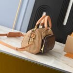 Louis Vuitton Keepall Bandoulière 25 Bag Beige 25cm M12627 - Image 3