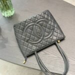 Chanel Medallion Tote Bag Black 30cm - Image 5