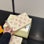 Louis Vuitton Félicie Pochette Bag Rose Trianon 22cm M82047 - Image 2