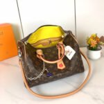 Louis Vuitton Speedy Soft 30 Bag White Tag 30cm - Image 7