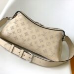 Super Vip 1:1 – Louis Vuitton Hand It All PM Bag 29Cm Cream M24114 - Image 4