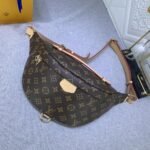 Louis Vuitton Monogram Bumbag 37cm M43644 - Image 2