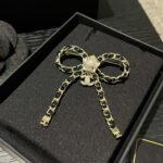 Chanel Brooch Metal Glass Pearls And Strass Gold ABG282 B21853 U3436 - Image 2