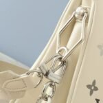Louis Vuitton Coussin PM Bag Cream 26cm M11986 - Image 7
