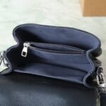 Super Vip 1:1 – Louis Vuitton Pochette Metis East West Shimmery Ink 21Cm M26456 - Image 7