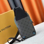 Louis Vuitton Avenue Slingbag PM Turquoise 31Cm - Image 6