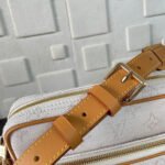 Super Vip 1:1 – Louis Vuitton Nil G71 Bag Off White 25Cm M14682 - Image 8