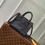 Louis Vuitton Onthego Black 18cm M46993 - Image 2