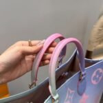 Louis Vuitton OnTheGo MM Sunrise Pastel 32Cm - Image 4