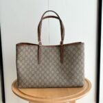 Gucci GG Emblem Large Tote Bag Beige And Dark Brown 38Cm  ‎815213 FAD6L 9758 - Image 2