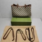 Gucci Emblem Small Tote Bag Beige And Dark Brown 31cm - Image 3