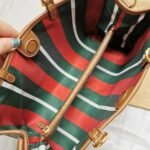 Gucci Emblem Small Tote Bag Beige And Dark Brown 31cm - Image 9
