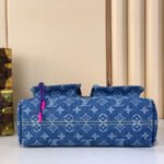 Super Vip 1:1 – Louis Vuitton Baggy Blue Denim 30Cm M27329 - Image 4