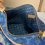 Super Vip 1:1 – Louis Vuitton Baggy Blue Denim 30Cm M27329 - Image 6