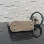 Super Vip 1:1 – Louis Vuitton Flore Mahina Galet 28Cm M12140 - Image 5