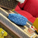 Super Vip 1:1 – Louis Vuitton Pochette Valley Blue Denim 21Cm M13571 - Image 6