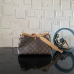 Super Vip 1:1 – Louis Vuitton CarryAll BB Monogram 26Cm M13014 - Image 4