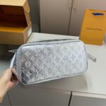 Louis Vuitton Neverfull MM Monogram Miroir Silver 31Cm - Image 6