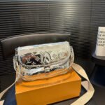 Louis Vuitton Diane Bag Monogram Miroir Silver 25Cm - Image 4