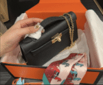 Hermes Kelly Mini Epsom Handbag Black And Gold 20cm - Image 5