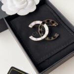 Chanel CC Brooch Black And White - Image 3