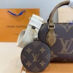 Louis Vuitton OnTheGo East West Monogram Reverse 25cm M46653 - Image 5