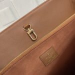 Super Vip 1:1 –  Louis Vuitton OnTheGo Organizer Bag Brown 37Cm M14235 - Image 7