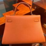Hermes Kelly Gold Hardware Orange Epsom 28Cm - Image 4