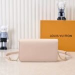 Louis Vuitton Wallet On Chain LV Bloom Sand 20Cm M14581 - Image 3