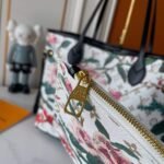 Louis Vuitton Neverfull MM Monogram Canvas Dune 32Cm - Image 5