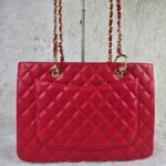 Chanel Grand Shopping Tote Gold Hardware Red 33Cm - Image 4