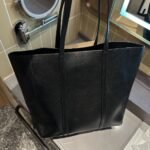 Balenciaga Everyday Leather Tote Black 31cm - Image 6