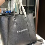 Balenciaga Small Everyday Tote Bag Black 35cm - Image 6