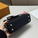 Louis Vuitton Capucines Alligator Black 20Cm N92173 - Image 3