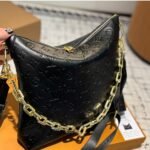 Louis Vuitton Coussin Hobo MM Black 38Cm M12068 - Image 2