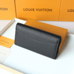 Louis Vuitton Capucines Long Wallet Black 20Cm M61248 - Image 4