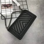 Chanel Boy Chevron Medium Handbag In Silver Black 25cm - Image 5