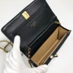 Chanel Classic Wallet On Chain Black 19cm - Image 4