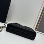 Chanel 25C Vanity With Chain Gold Hardware Black 19Cm - Image 6