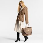 Super Vip 1:1 – Louis Vuitton Neverfull Bandoulière Inside Out GM Bag Beige 39Cm M11948 - Image 9