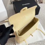 Chanel Small Flap Bag Grained Shiny And Gold Tone Light Yellow 22cm - Image 5