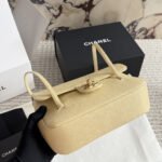Chanel Small Flap Bag Grained Shiny And Gold Tone Light Yellow 22cm - Image 6