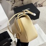 Chanel Small Flap Bag Grained Shiny And Gold Tone Light Yellow 22cm - Image 8
