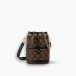 Louis Vuitton Canoé 20.5cm M83480
