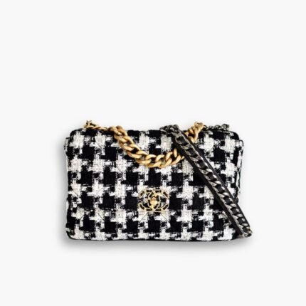Chanel 19 Bag Tweed White And Black 26cm
