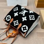 Louis Vuitton Monogram Giant Teddy Onthego Black 38cm - Image 6