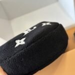 Louis Vuitton Over The Moon Bag Monogram Giant Teddy Fleece Black 28cm - Image 7
