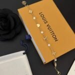 Louis Vuitton Heart Bracelet M1105A - Image 2