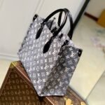 Louis Vuitton OnTheGo MM 35cm M46448 - Image 3