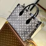 Louis Vuitton OnTheGo MM 35cm M46448 - Image 4
